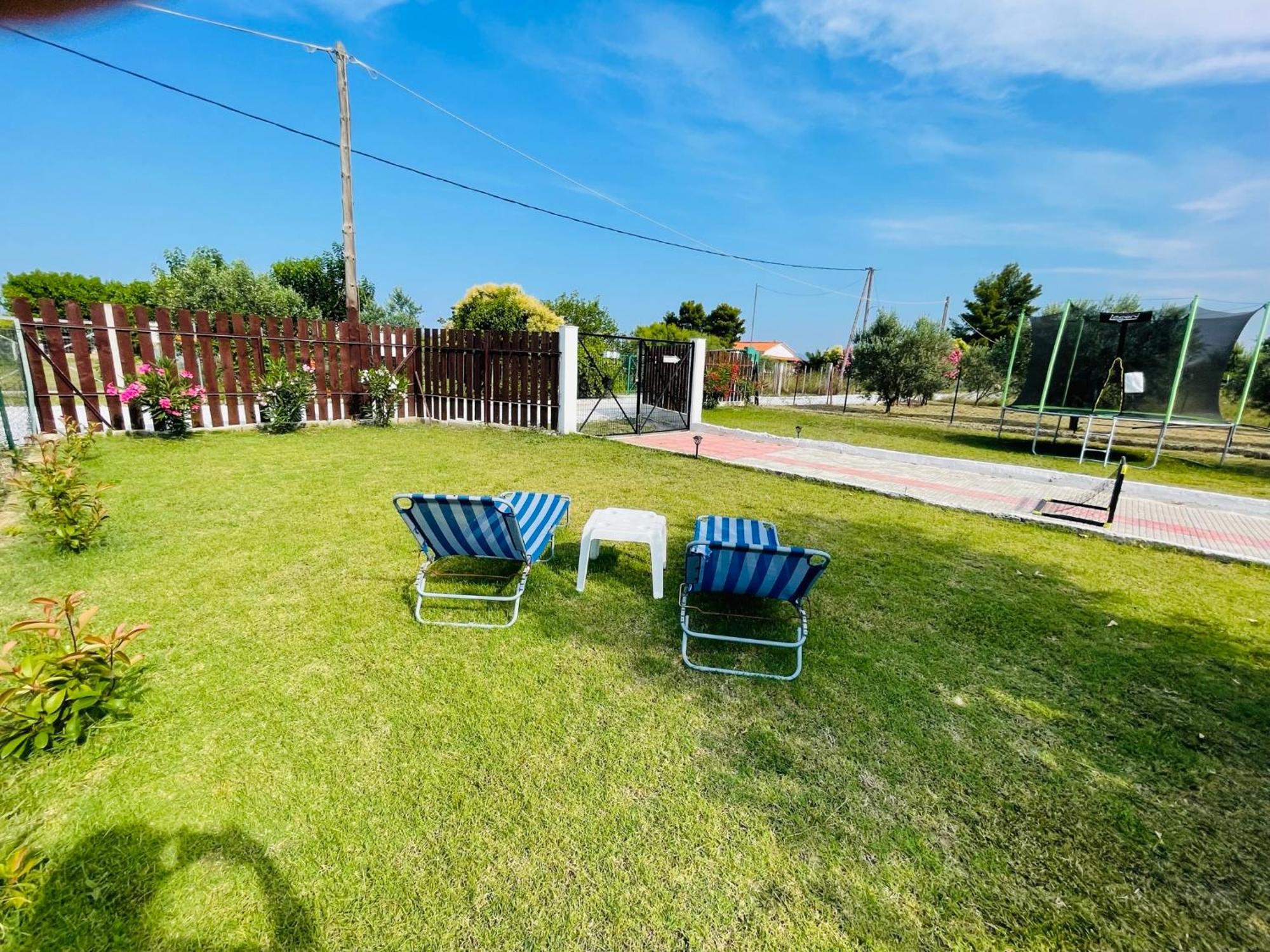 Villa ,,Sea Breeze,, - Home By The Sea Nea Anchialos Exterior photo